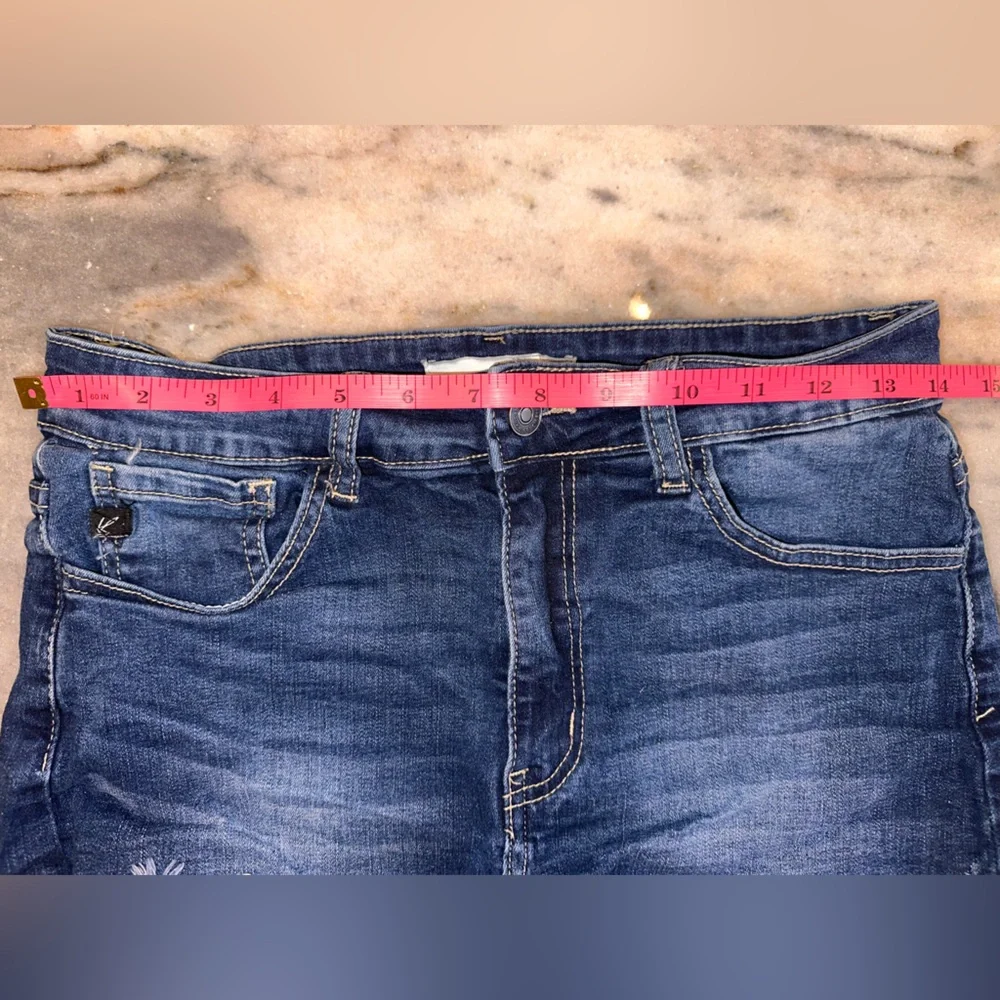 EUC Kancan Distressed Cutoff Denim Blue Women's‎ Shorts Size 9/28